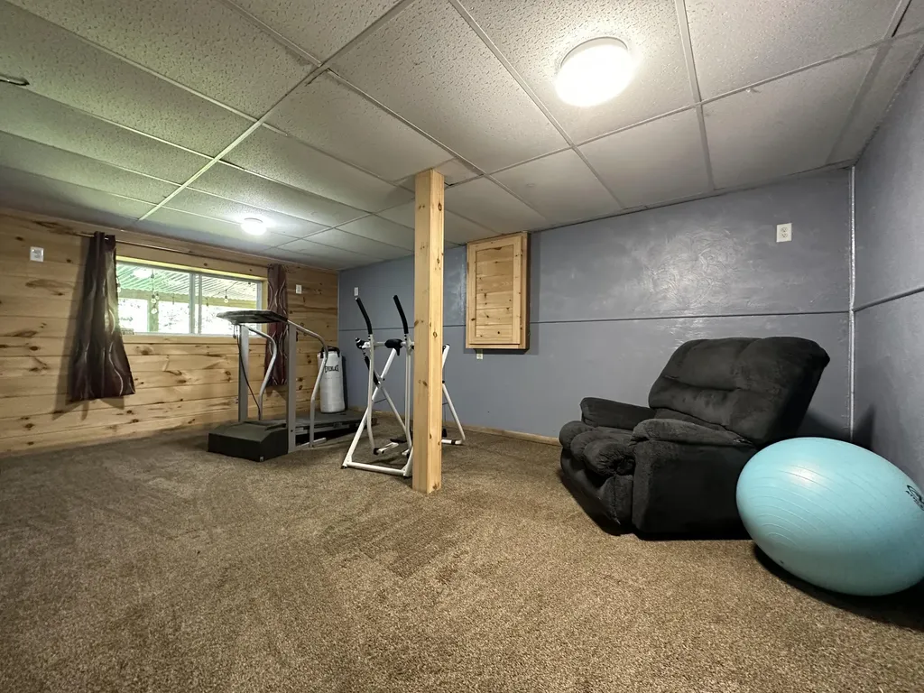 320 Garfield Road Minot ME 04258