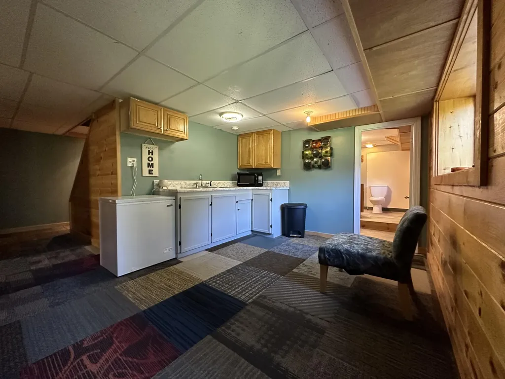 320 Garfield Road Minot ME 04258