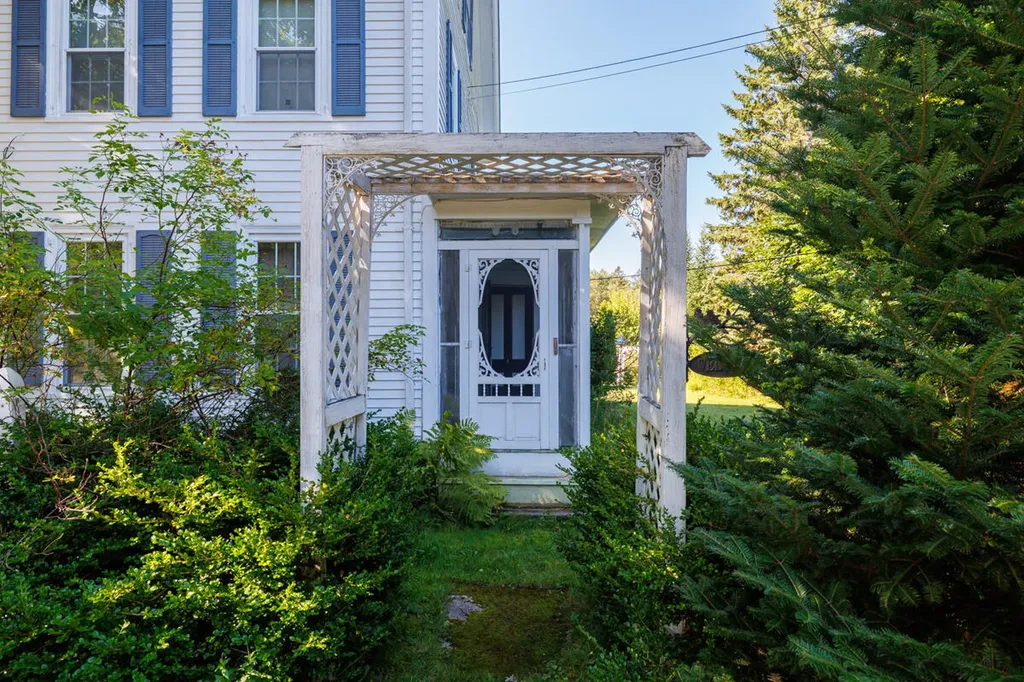 91 Park Street Cherryfield ME 04622