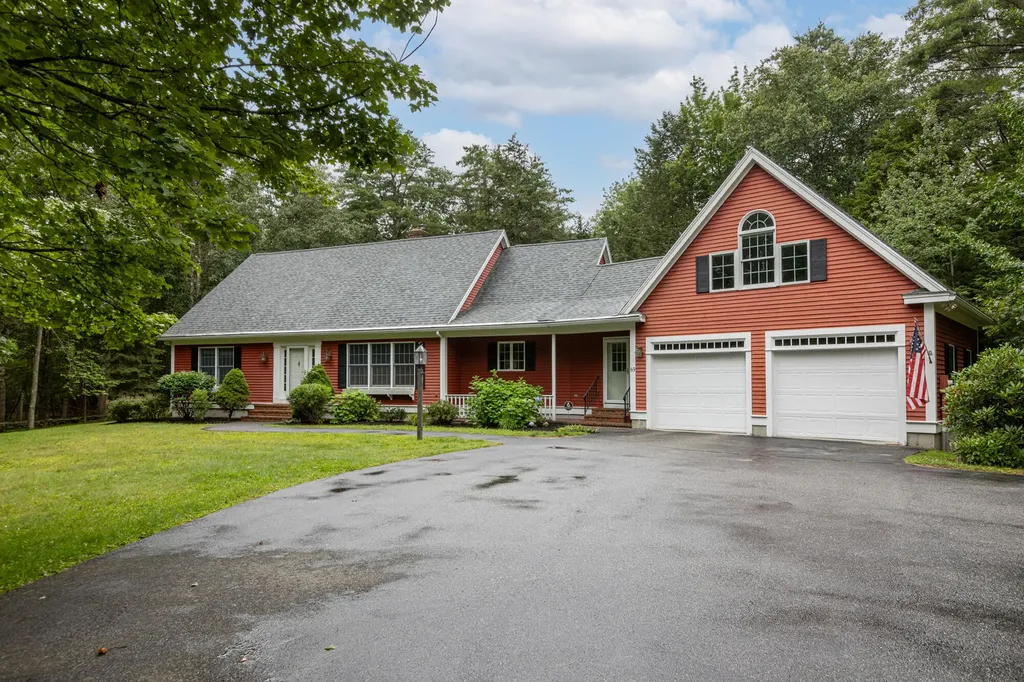 69 Cedar Ridge Yarmouth ME 04096