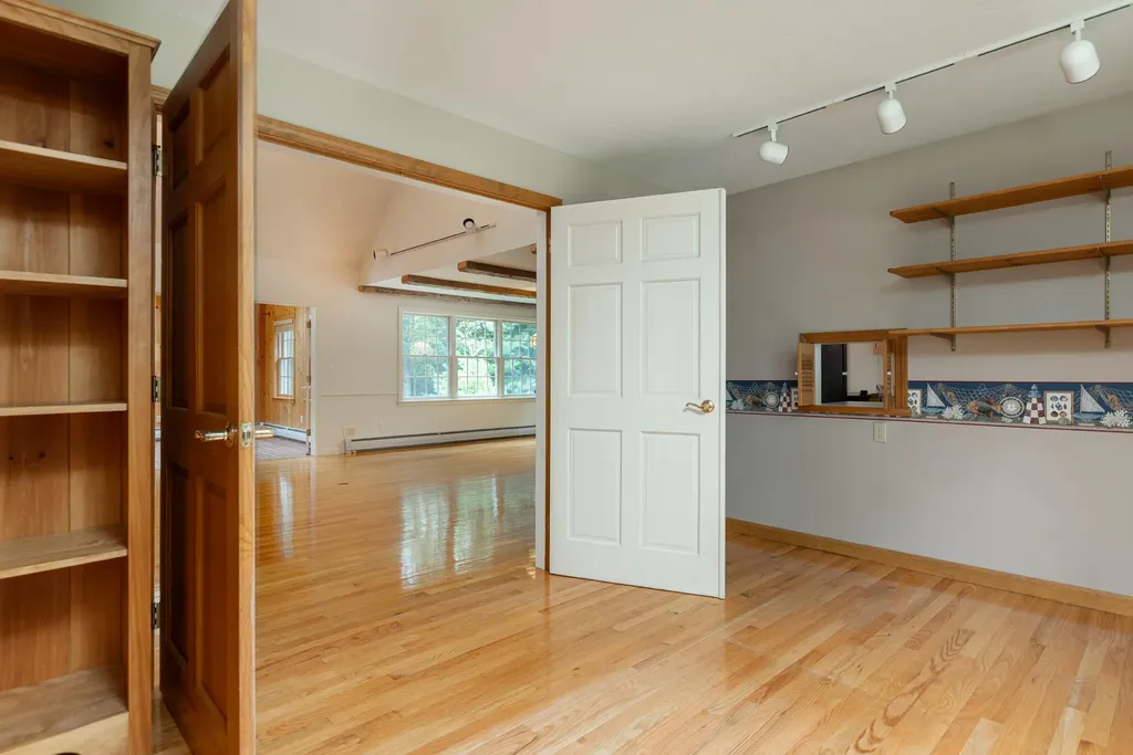 69 Cedar Ridge Yarmouth ME 04096