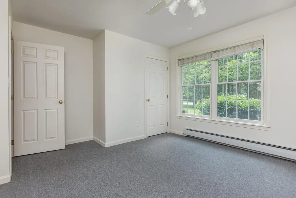 69 Cedar Ridge Yarmouth ME 04096