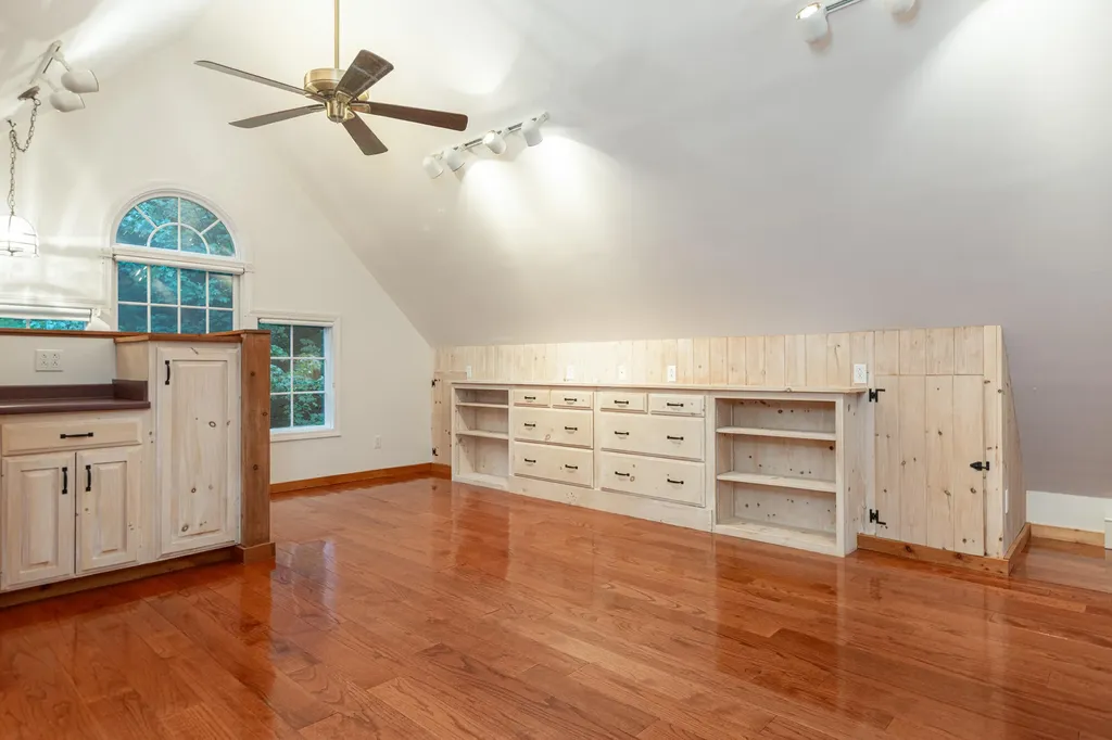 69 Cedar Ridge Yarmouth ME 04096