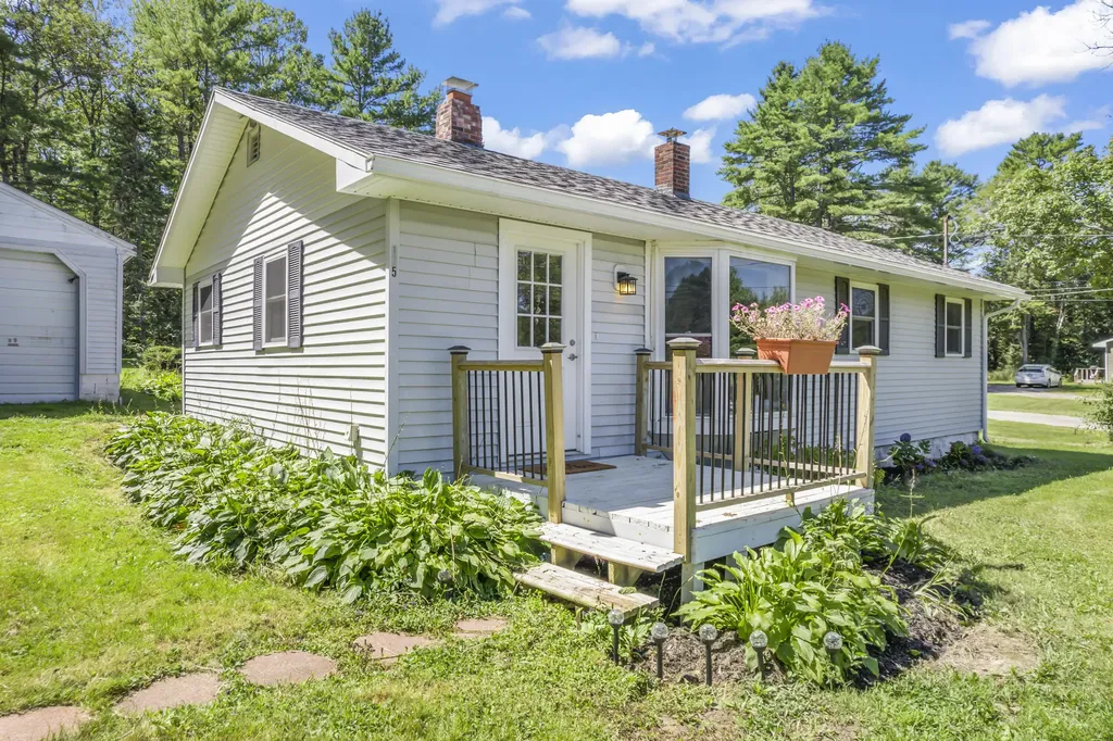 175 Old Ferry Road Wiscasset ME 04578