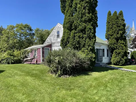 15 Green Street Thomaston ME 04861