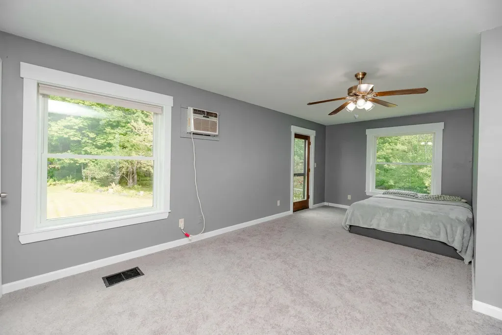 272 Knowlton Corner Road Farmington ME 04938