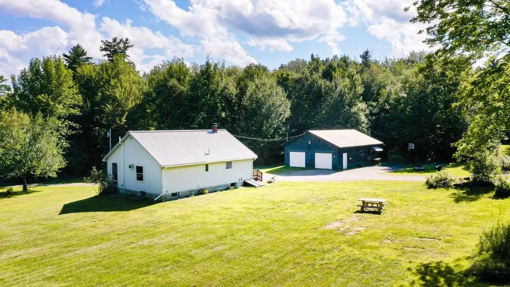 272 Knowlton Corner Road Farmington ME 04938