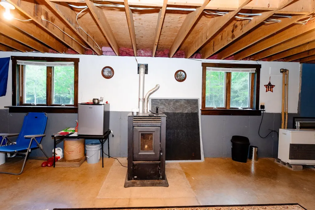 272 Knowlton Corner Road Farmington ME 04938