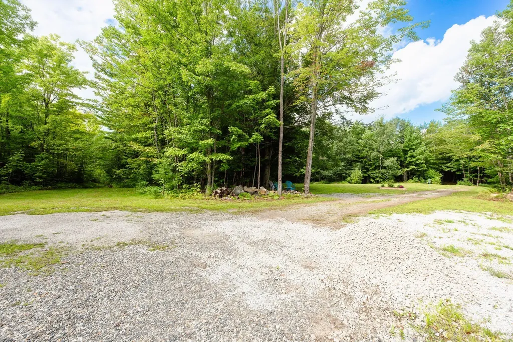 272 Knowlton Corner Road Farmington ME 04938