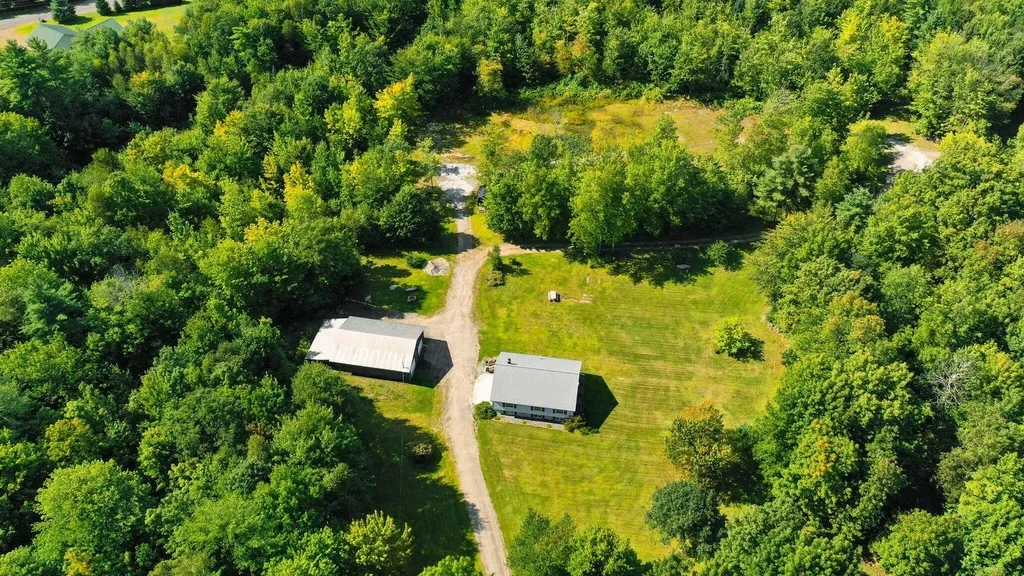 272 Knowlton Corner Road Farmington ME 04938