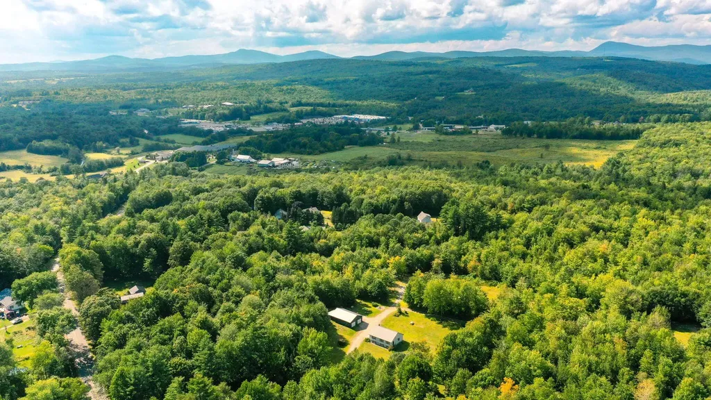 272 Knowlton Corner Road Farmington ME 04938
