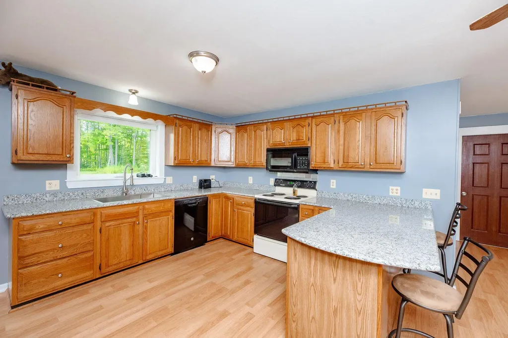 272 Knowlton Corner Road Farmington ME 04938