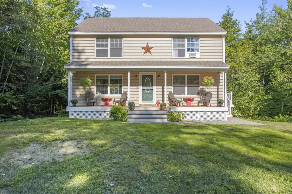 319 King Hill Road Naples ME 04055