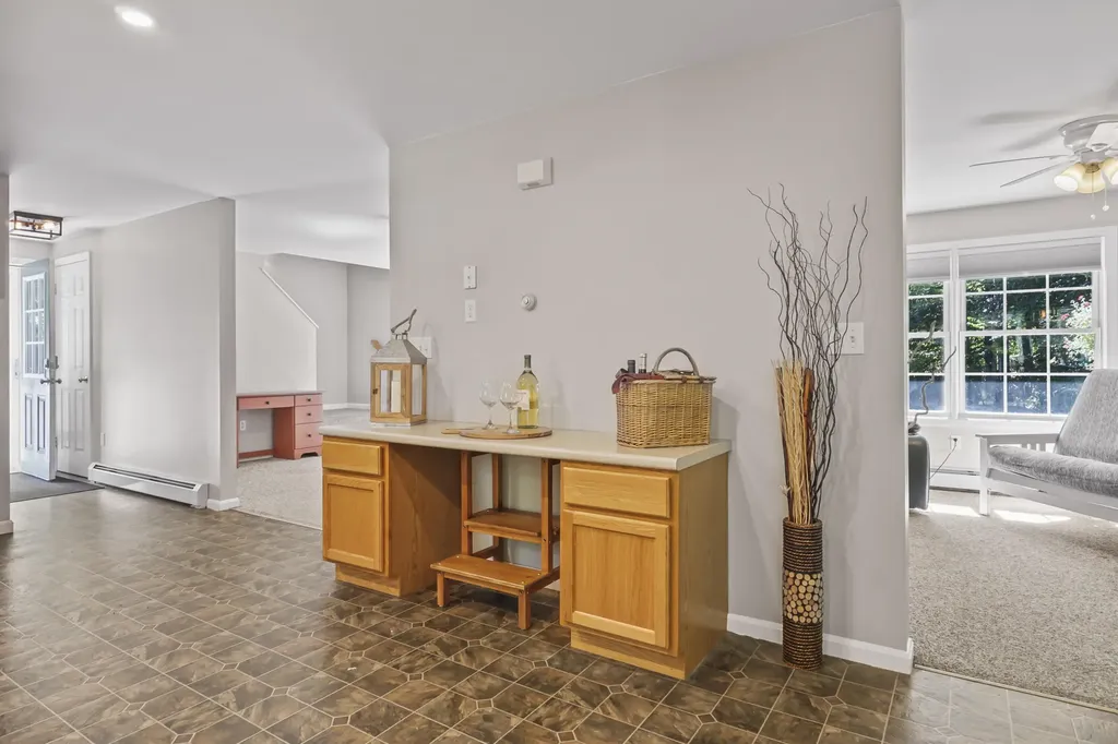 319 King Hill Road Naples ME 04055