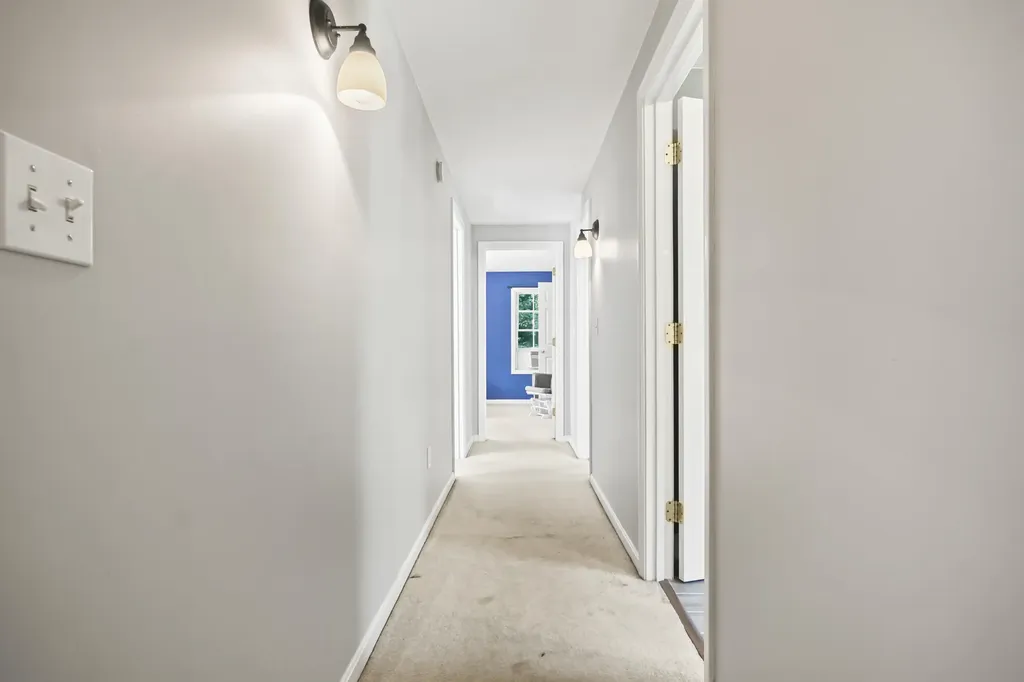 319 King Hill Road Naples ME 04055