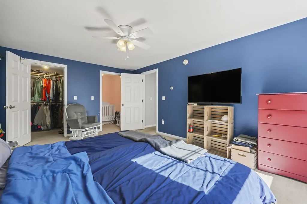 319 King Hill Road Naples ME 04055