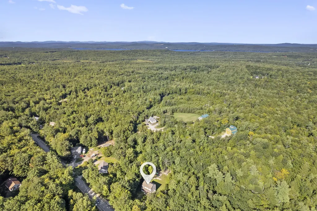 319 King Hill Road Naples ME 04055