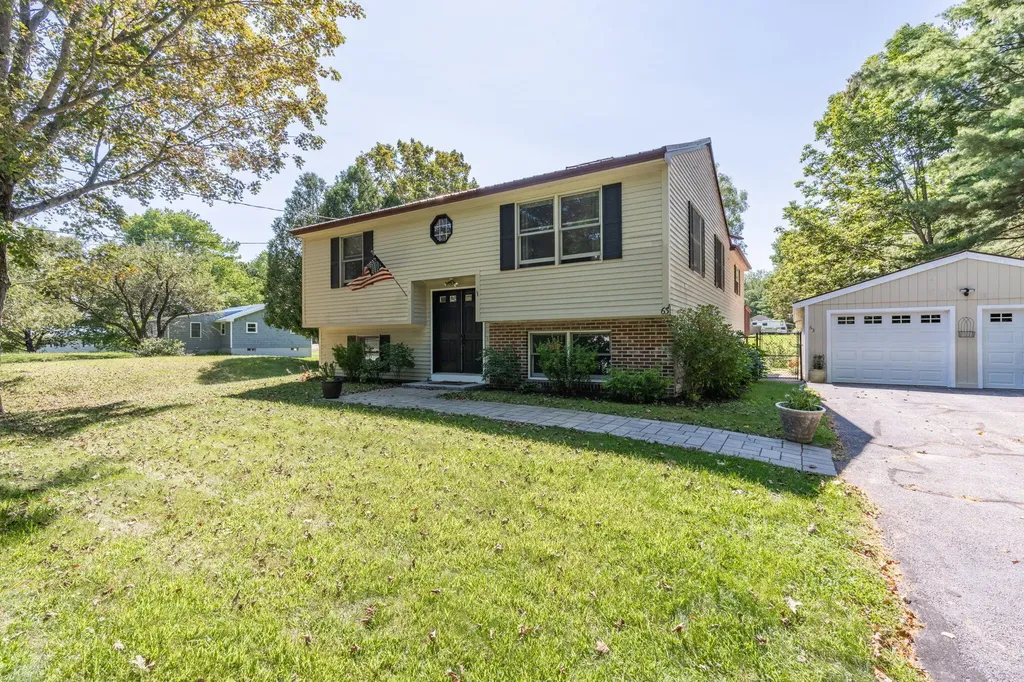 63 Brackett Road Gorham ME 04038