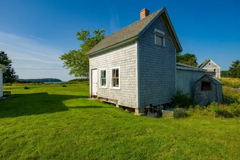 9 Store Point Road Swans Island ME 04685