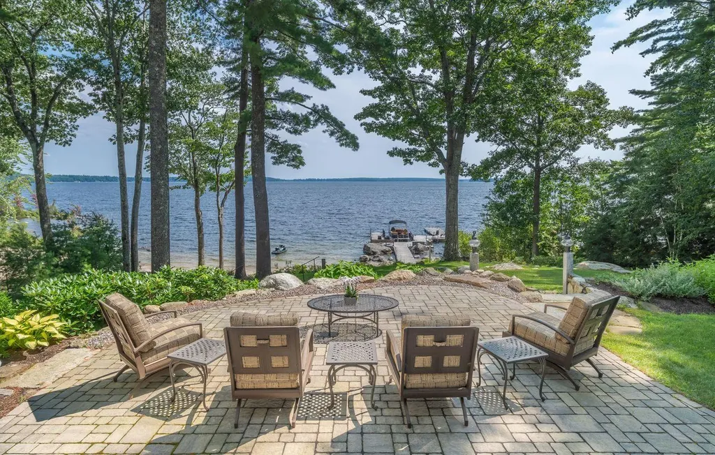 18 Sheehans Island Road Raymond ME 04071