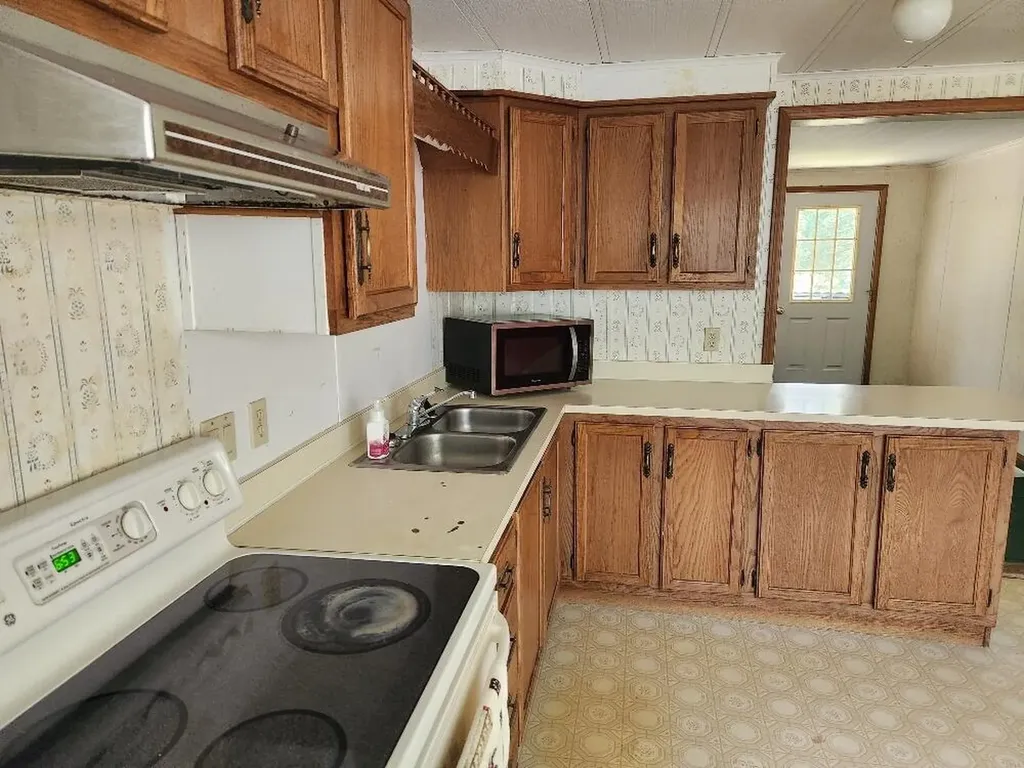 157 Wing Road Levant ME 04456