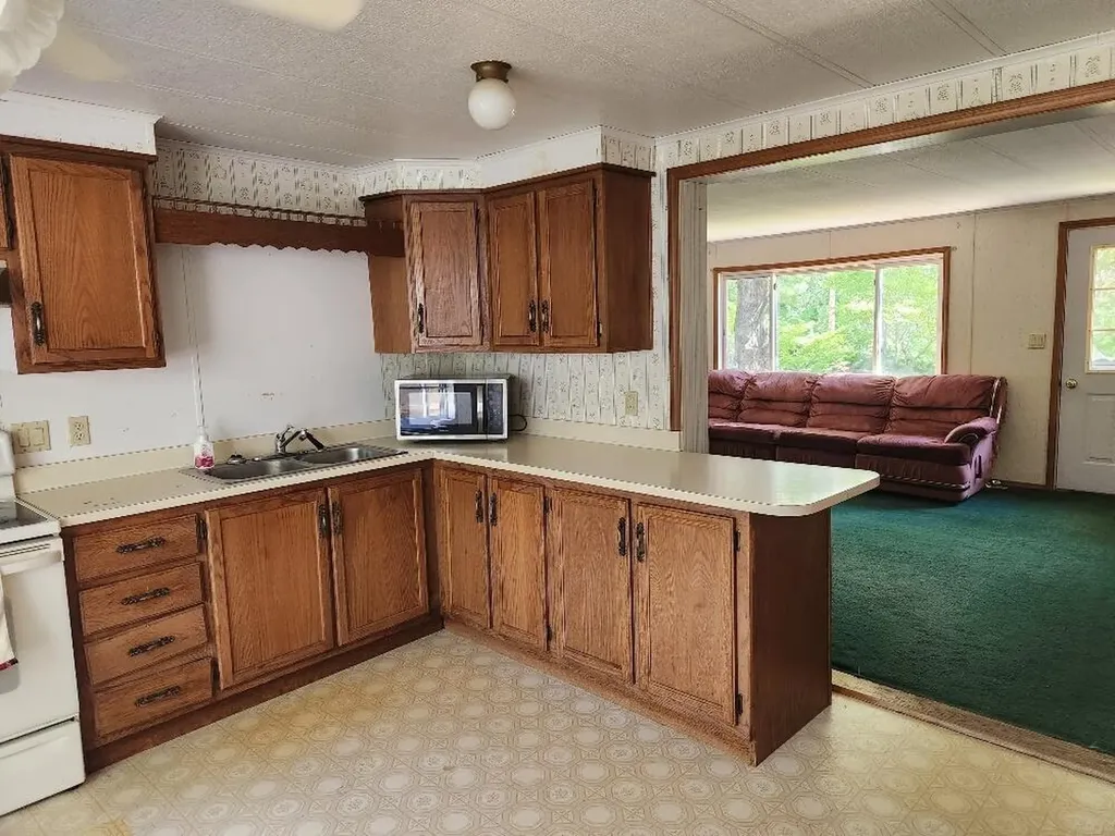 157 Wing Road Levant ME 04456