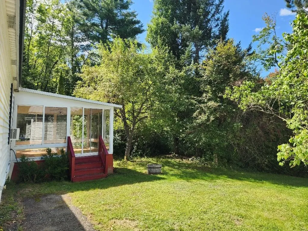 157 Wing Road Levant ME 04456