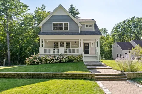 10 Dixon Drive Kennebunk ME 04043