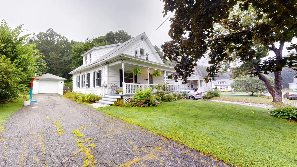 10 Linden Street Auburn ME 04210