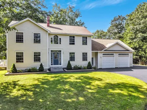 3 Granite Drive Sidney ME 04330