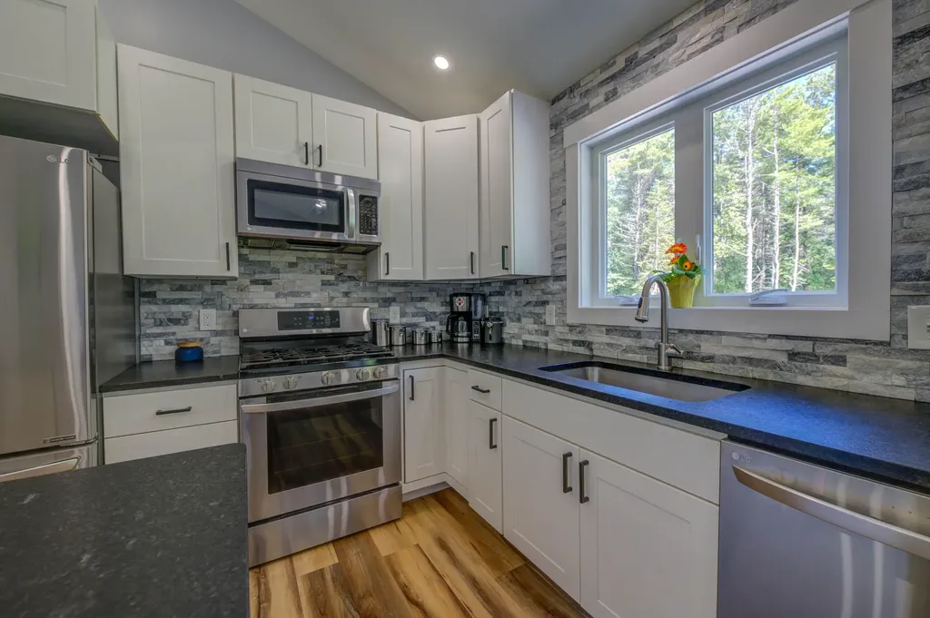 209 Royal Road Pownal ME 04069