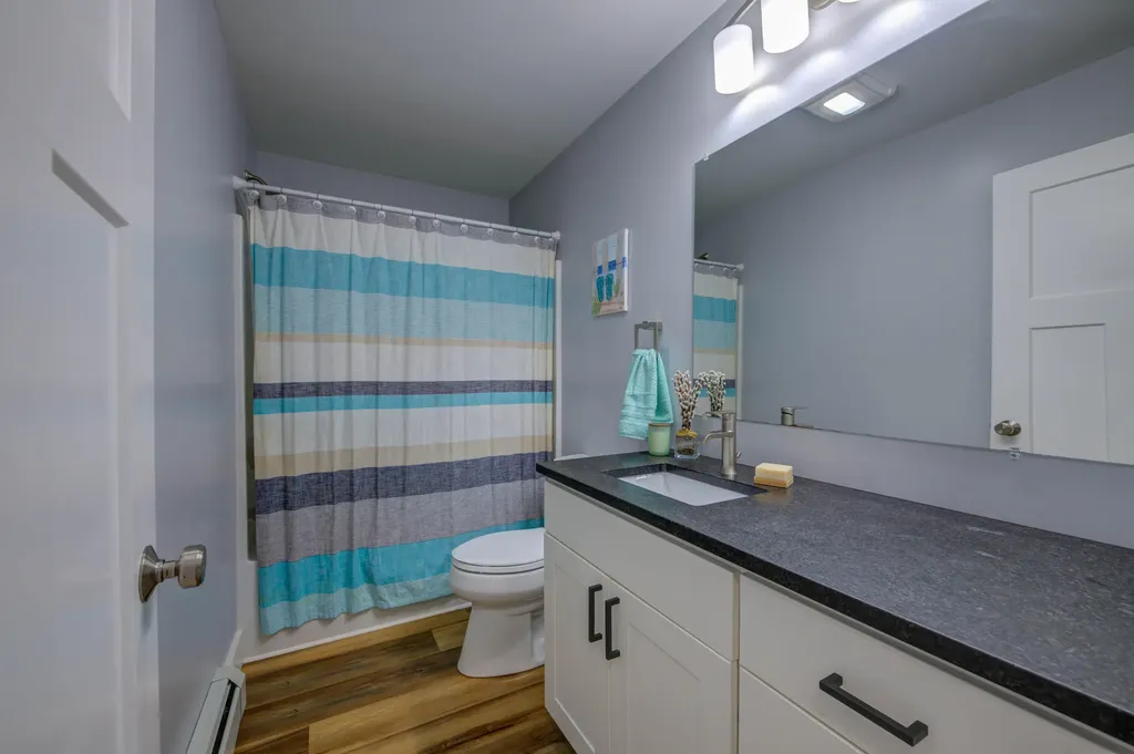 209 Royal Road Pownal ME 04069