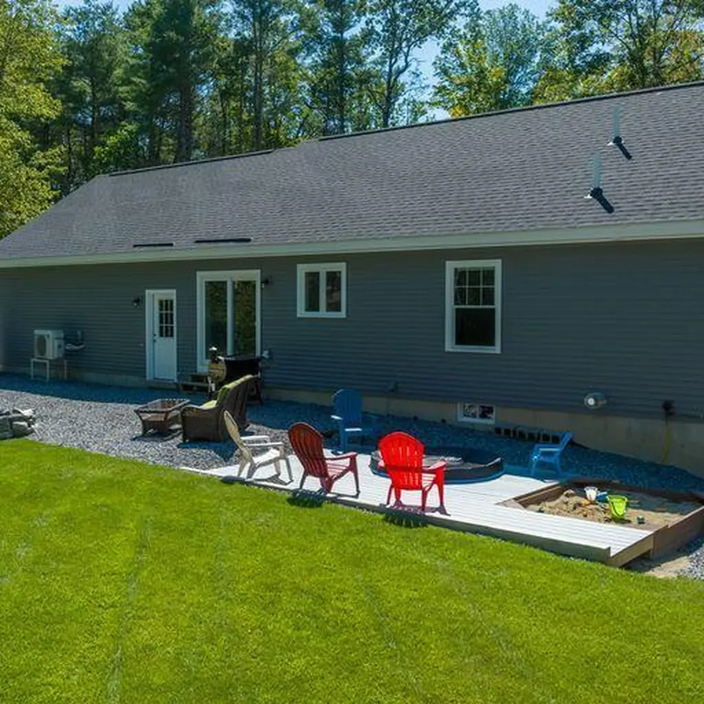 209 Royal Road Pownal ME 04069