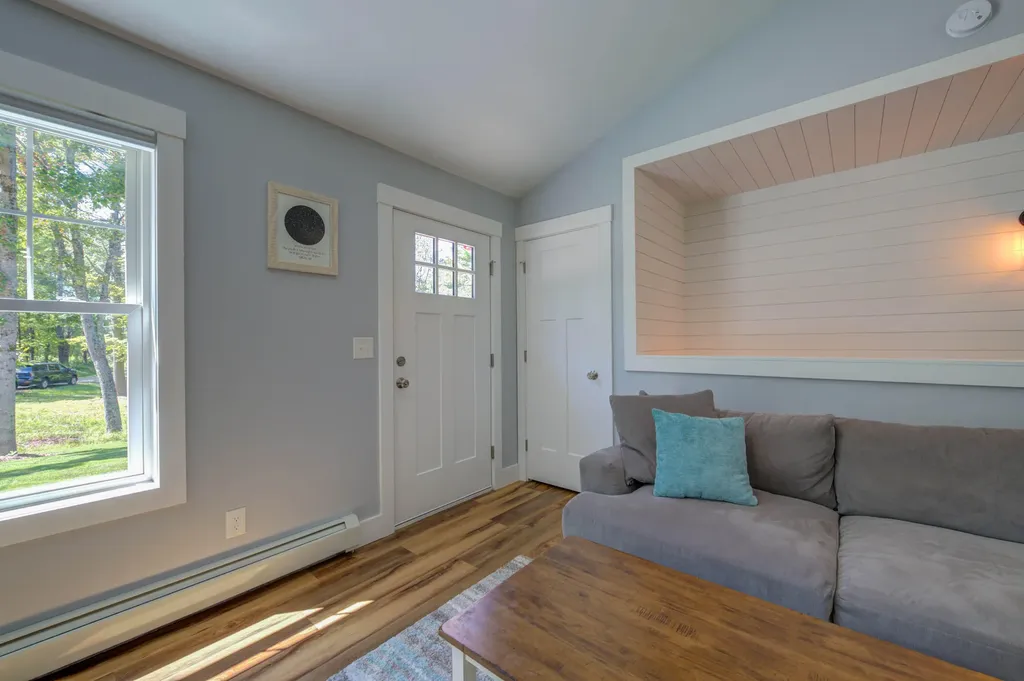 209 Royal Road Pownal ME 04069