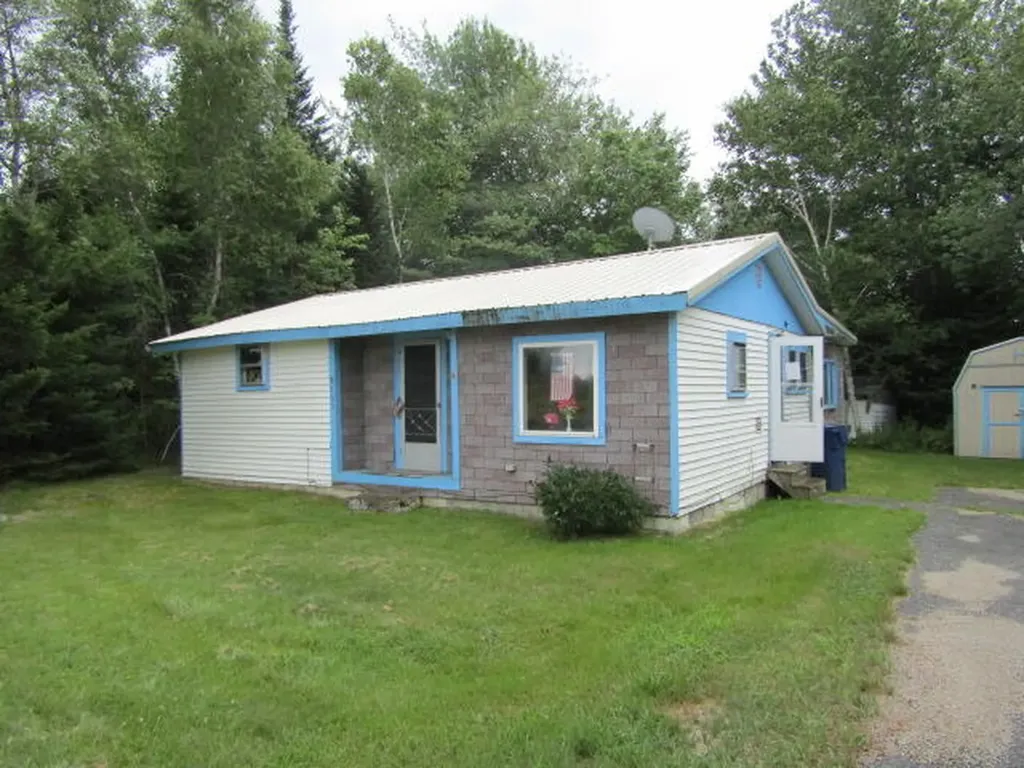 702 Pond Road Gouldsboro ME 04607