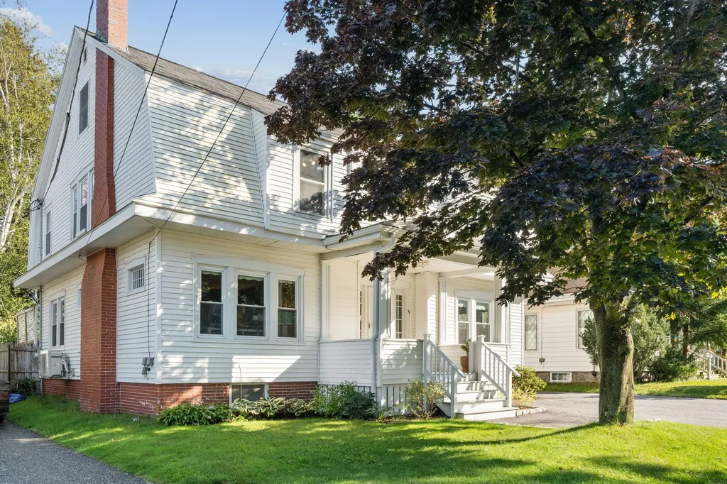 18 Edgewood Road South Portland ME 04106