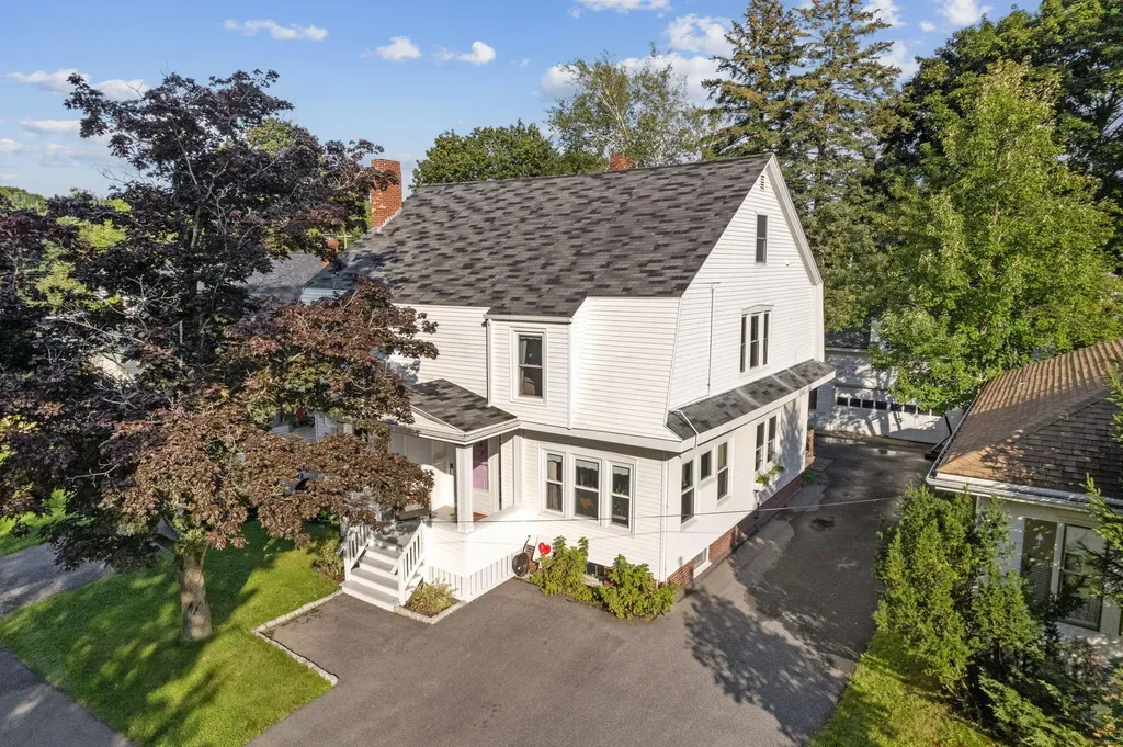 18 Edgewood Road South Portland ME 04106