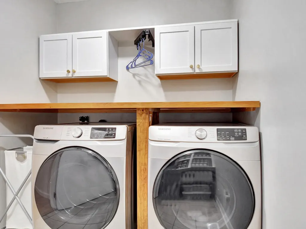 15 Meredith Drive Brunswick ME 04011