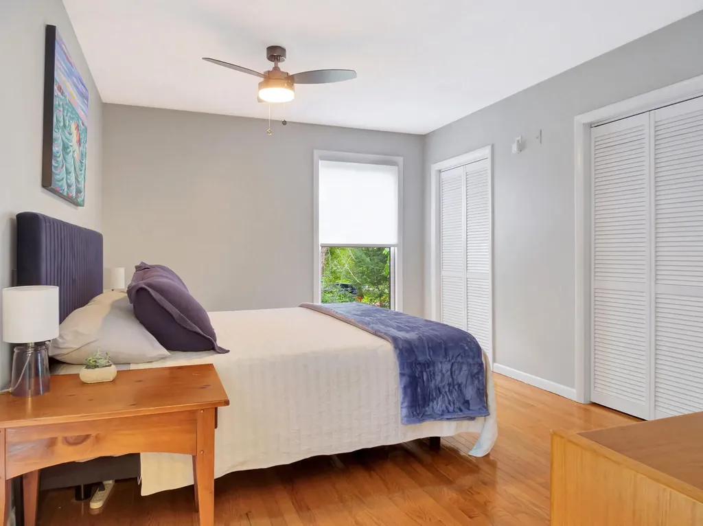 15 Meredith Drive Brunswick ME 04011