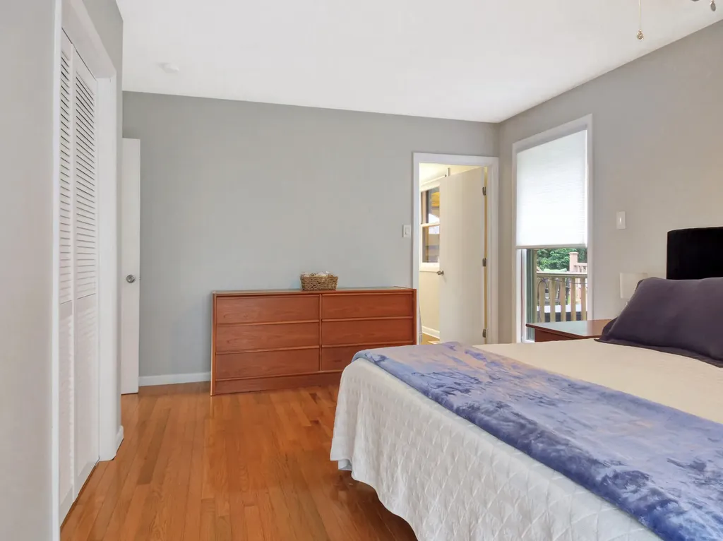 15 Meredith Drive Brunswick ME 04011
