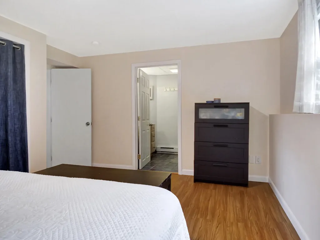 15 Meredith Drive Brunswick ME 04011