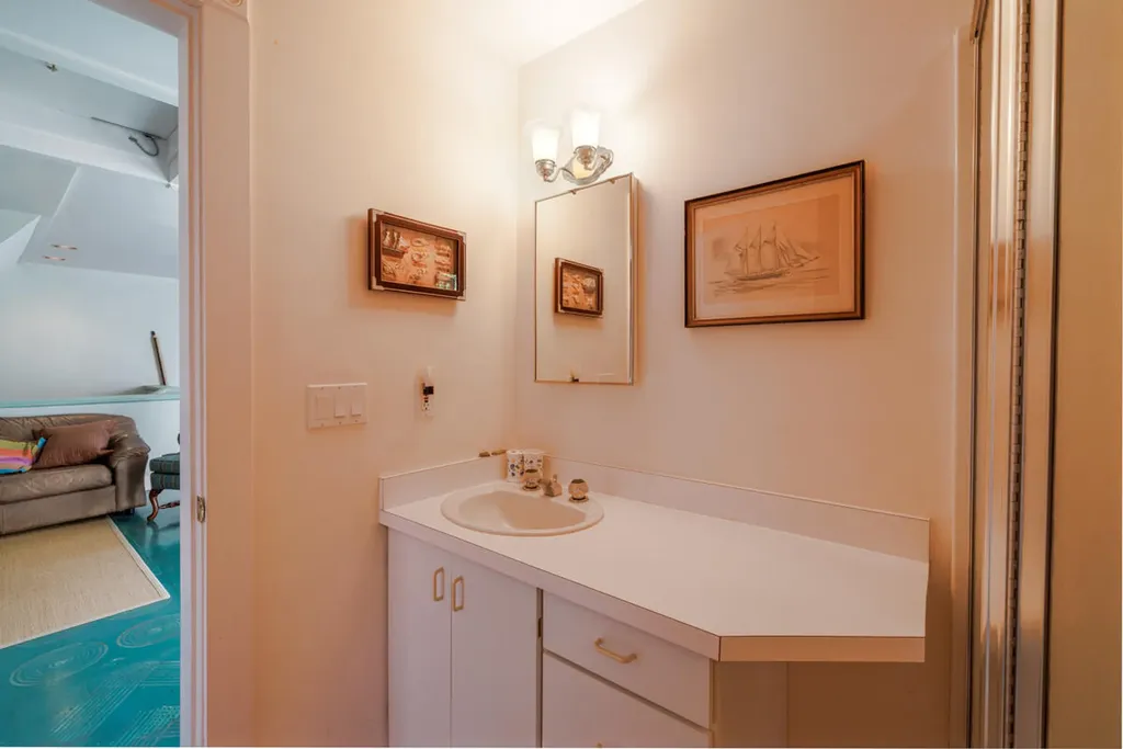 226 Reach Road Deer Isle ME 04627