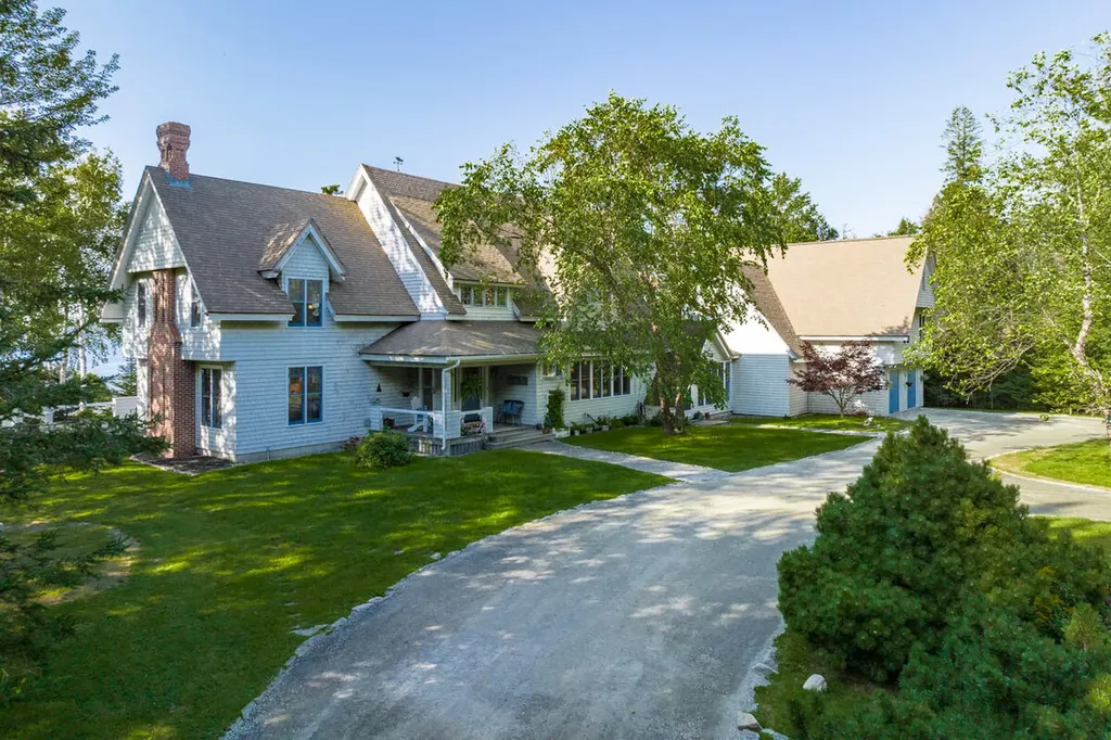 226 Reach Road Deer Isle ME 04627