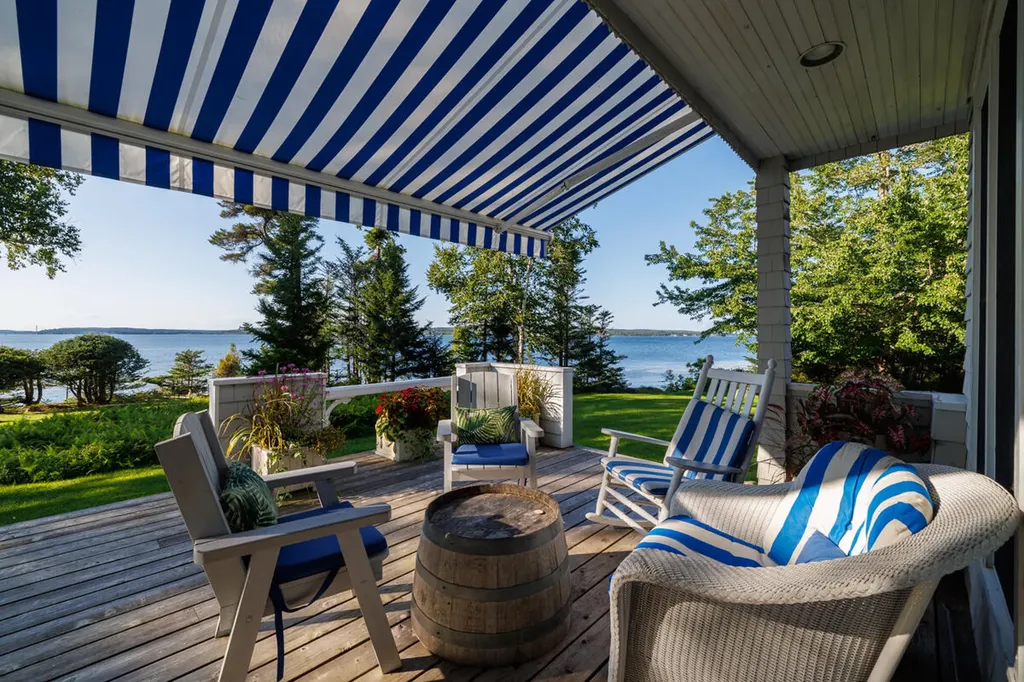 226 Reach Road Deer Isle ME 04627
