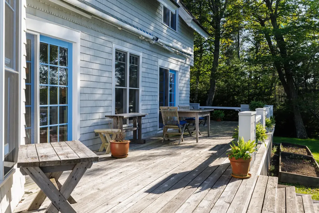 226 Reach Road Deer Isle ME 04627