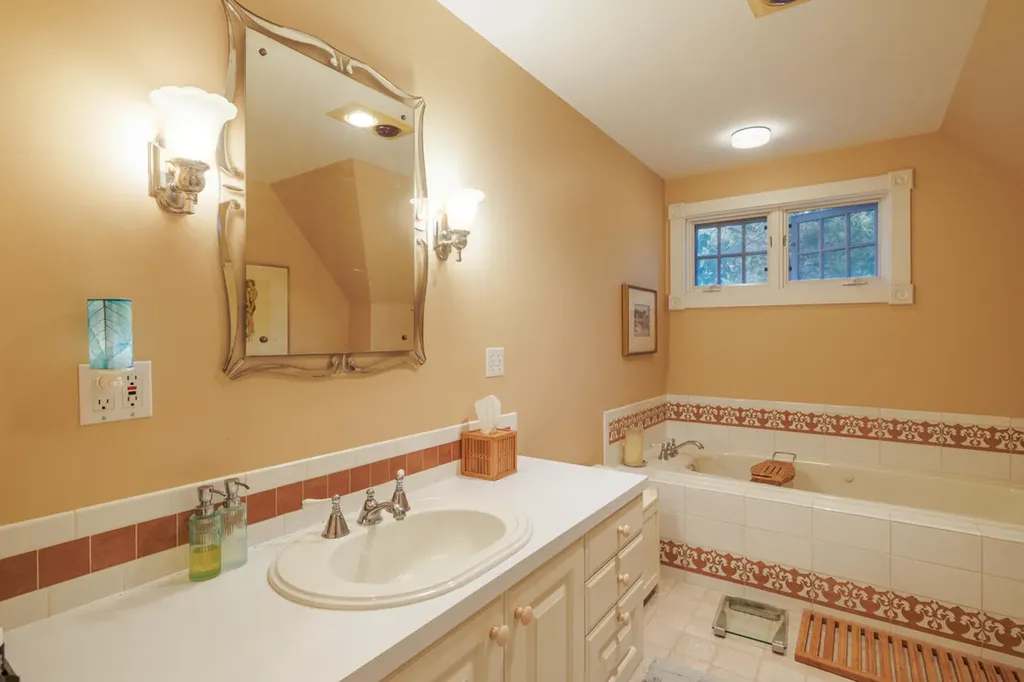 226 Reach Road Deer Isle ME 04627