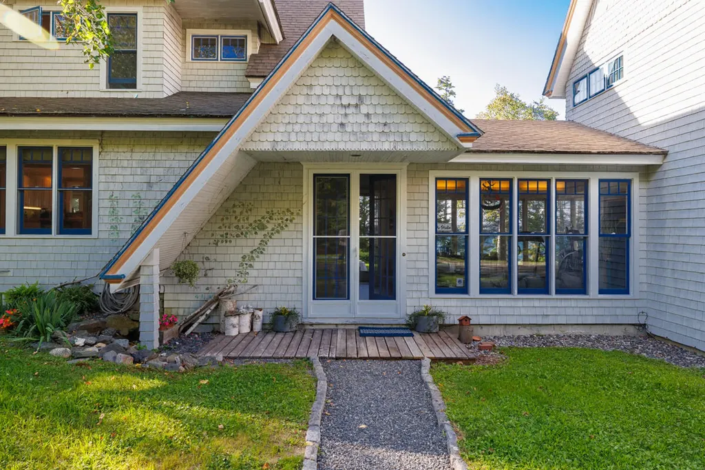 226 Reach Road Deer Isle ME 04627