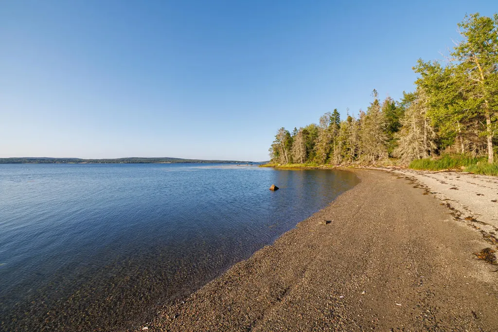 226 Reach Road Deer Isle ME 04627