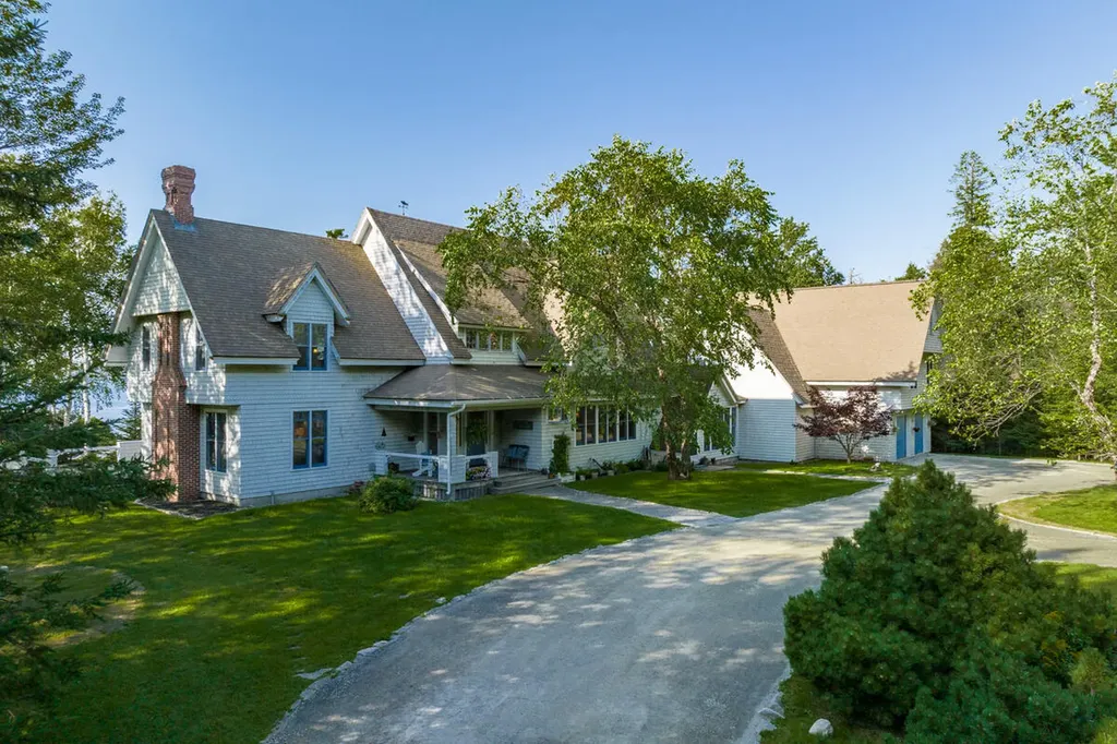 226 Reach Road Deer Isle ME 04627
