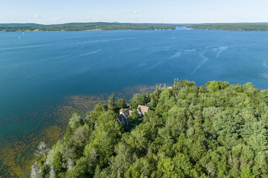 226 Reach Road Deer Isle ME 04627